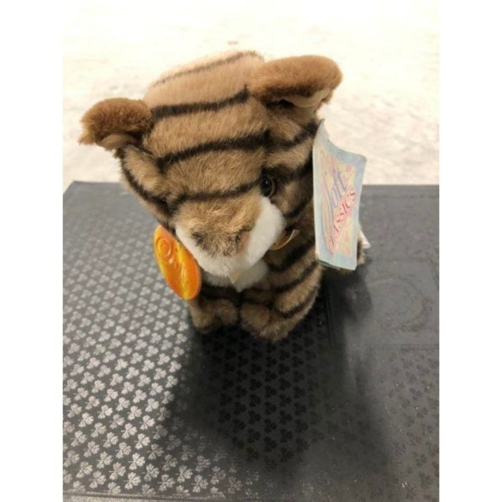 Chosun Striped Stuffed Cat Kitty Plush Animal Soft Classics 6.25" 1997